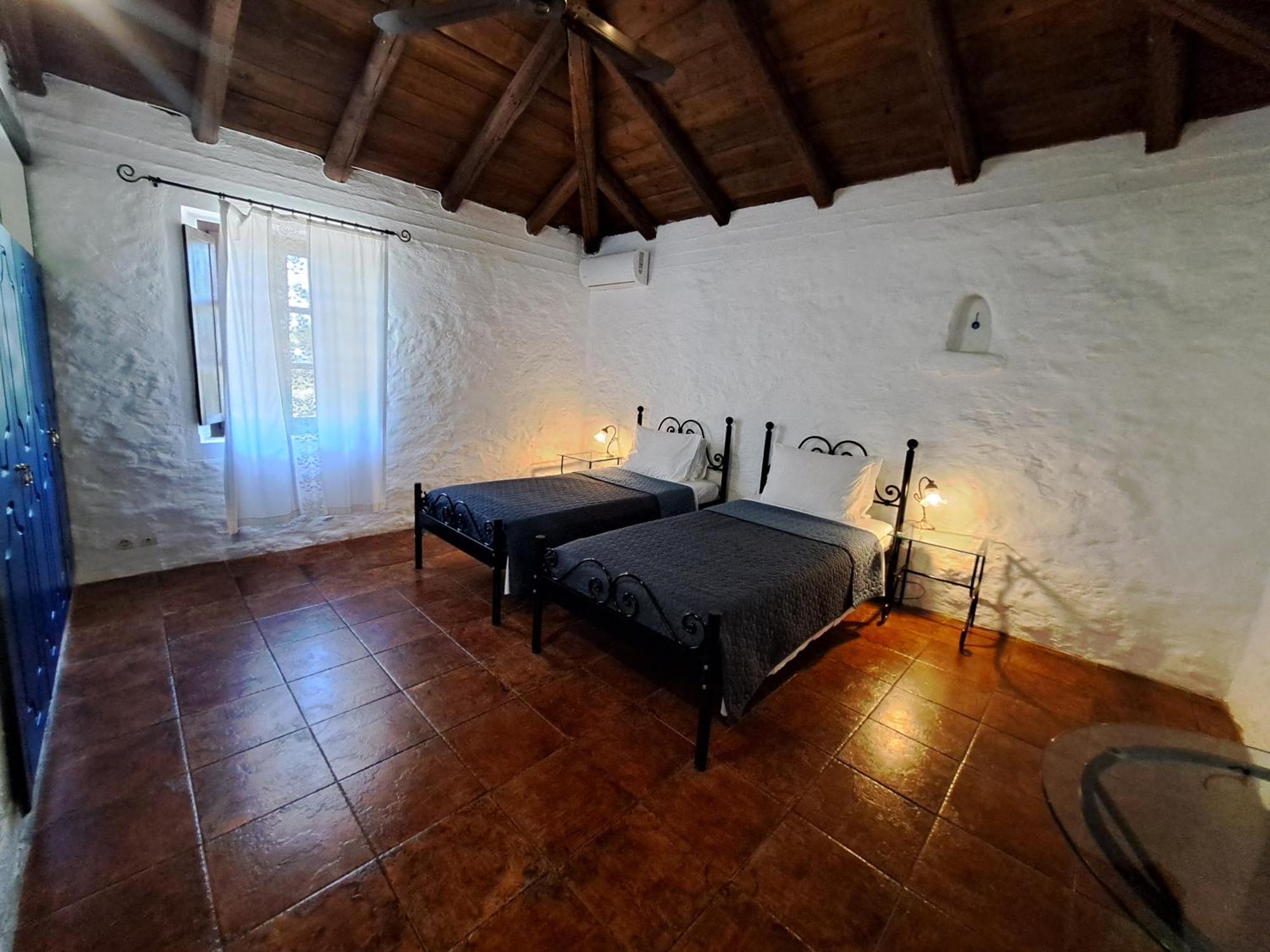 Tsivouli Accommodation Lithakia  Eksteriør bilde